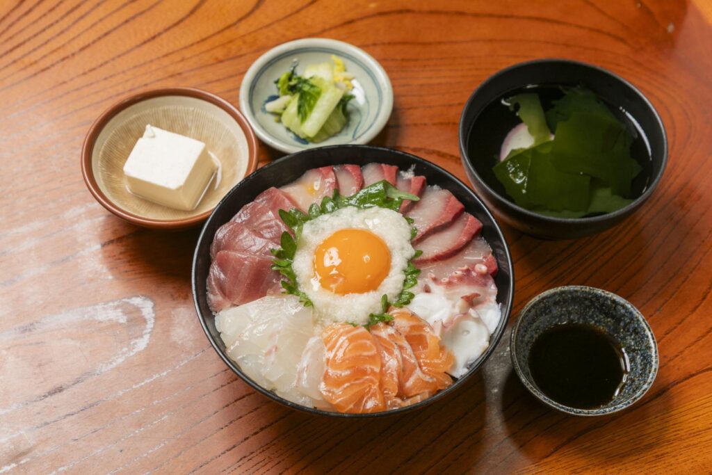 海鮮丼　さいかい丼